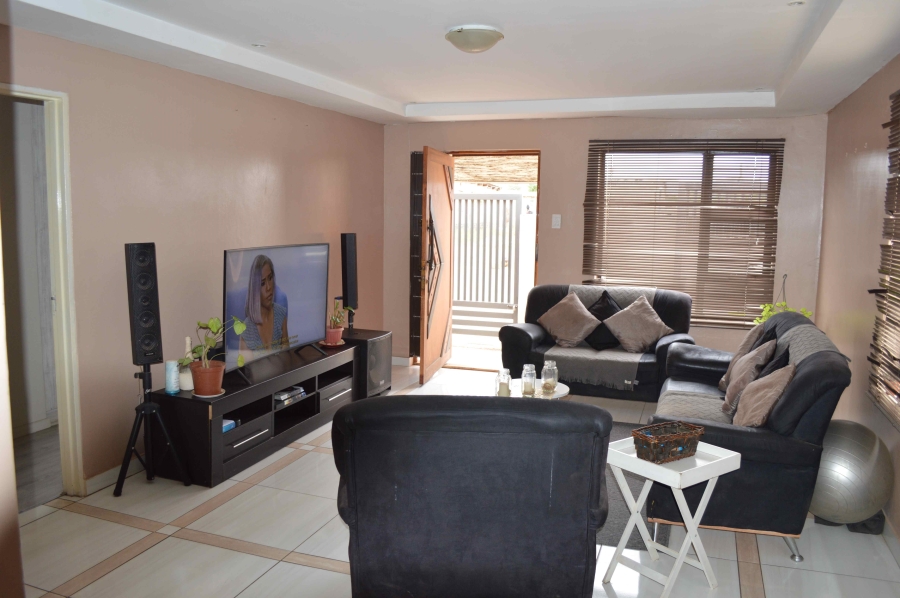4 Bedroom Property for Sale in Aloevale Eastern Cape